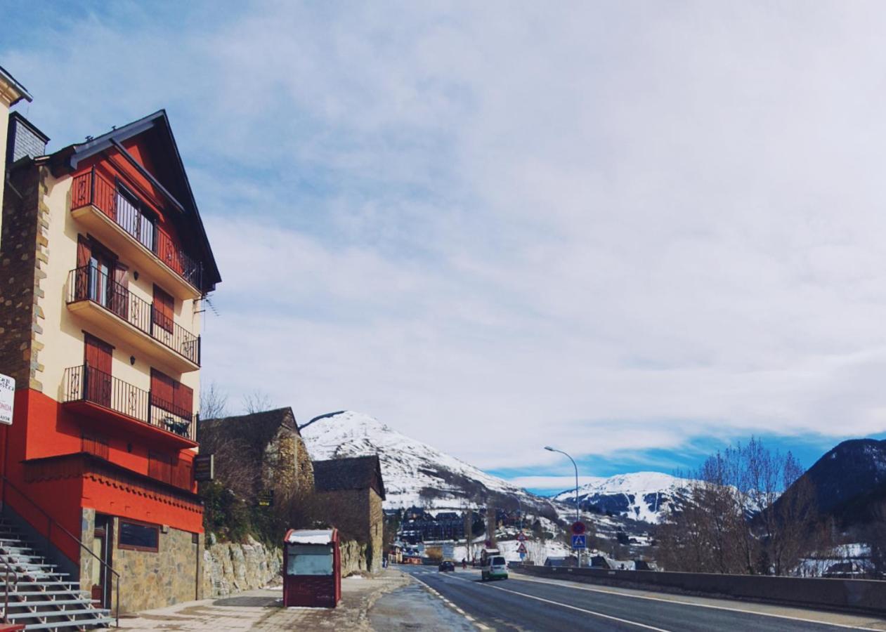 Miradores De Apartamentos Rufaste Salardú Exteriér fotografie